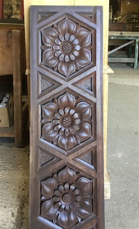 Tudor rose panel 